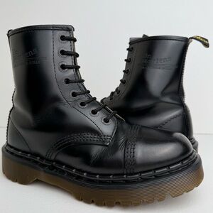 Vintage Dr. Martens England Black Smooth Leather 8 Eye Cap Toe Boots UK 4
